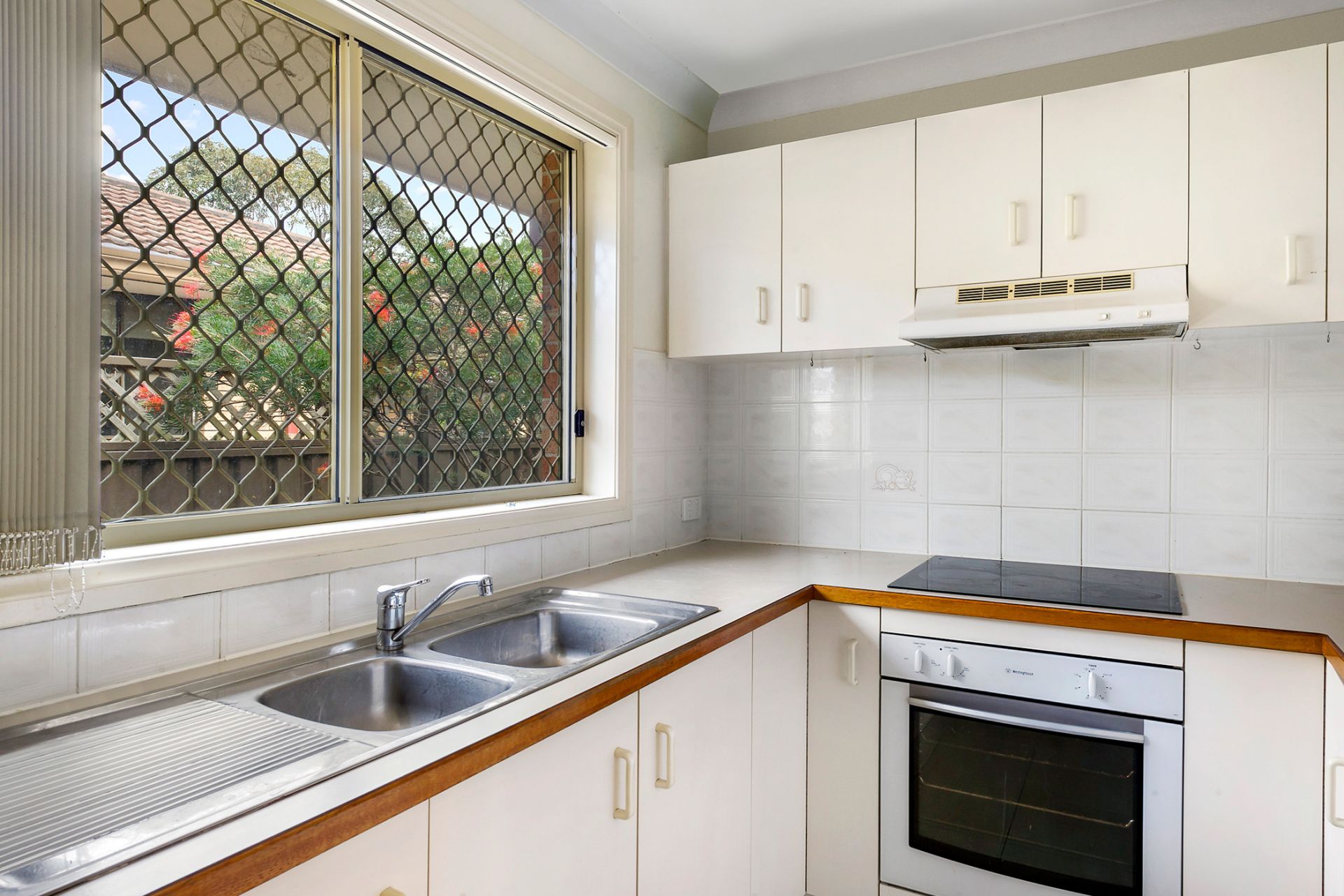 Real Estate For Sale 2/28 Carroll Road East Corrimal , NSW