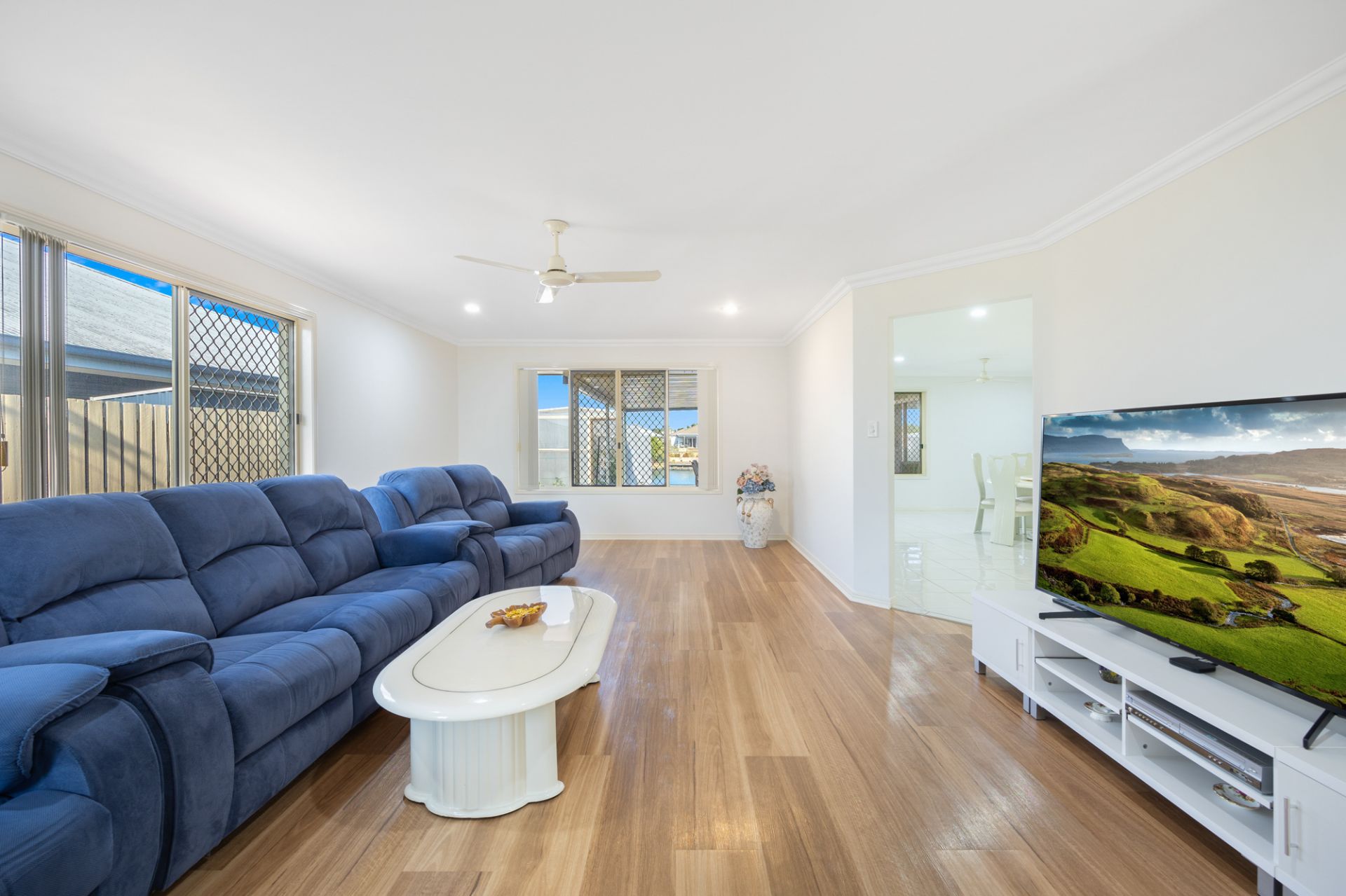 8 Earl St Vincent Circuit, Eli Waters Keyte’s Real Estate / Paradise