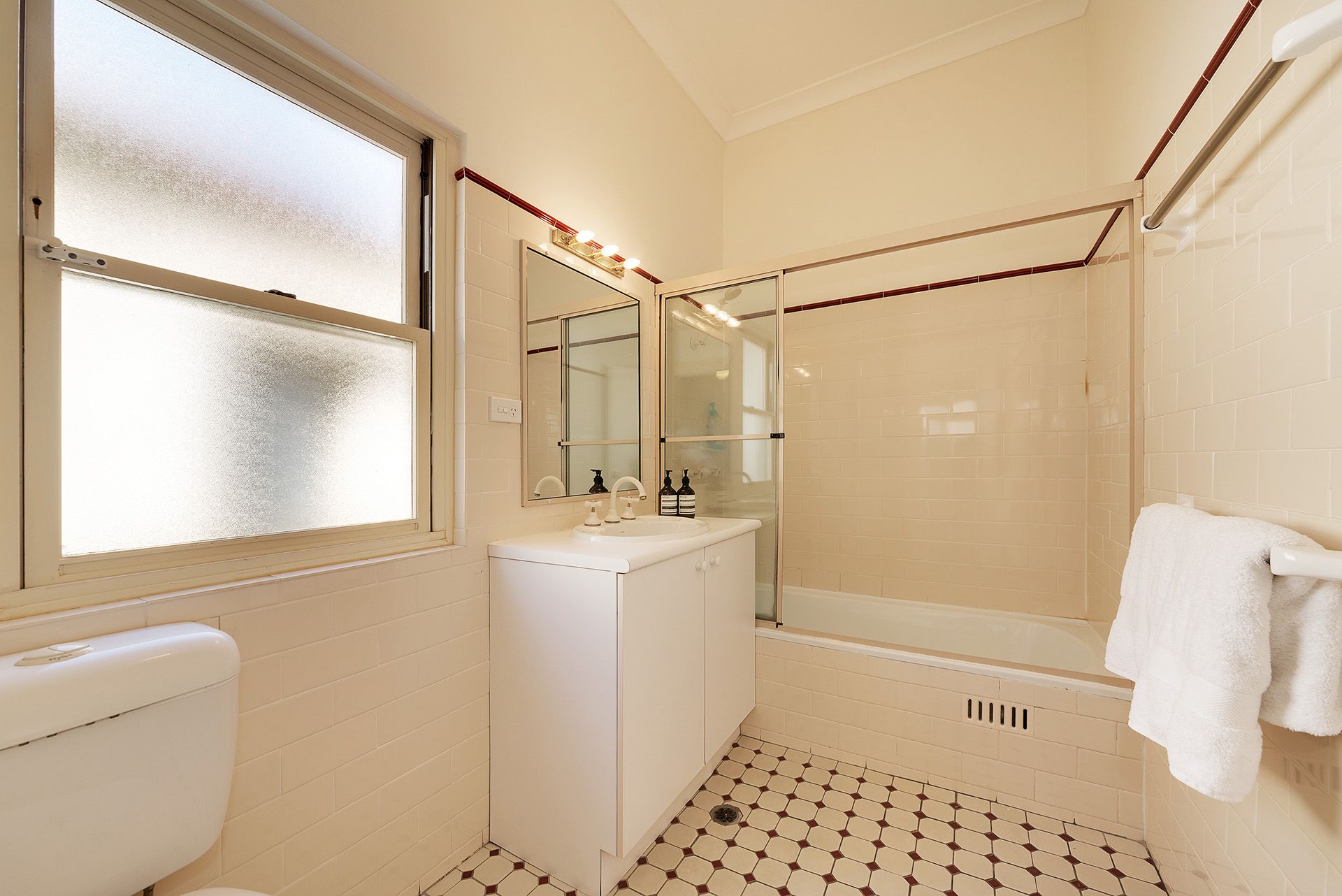 5 Balfour Street, Wollstonecraft Blunts Real Estate