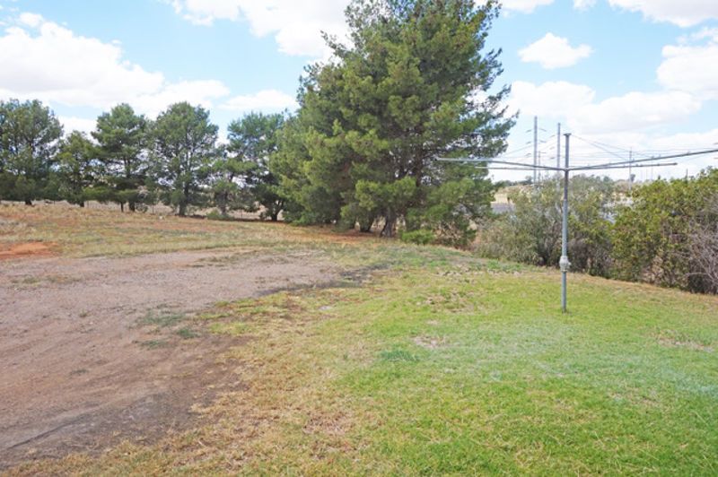 Real Estate For Lease 52 Boundary Street JUNEE , NSW