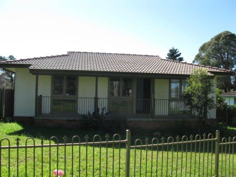 Real Estate For Sale 11 Hakea Place Macquarie Fields , NSW