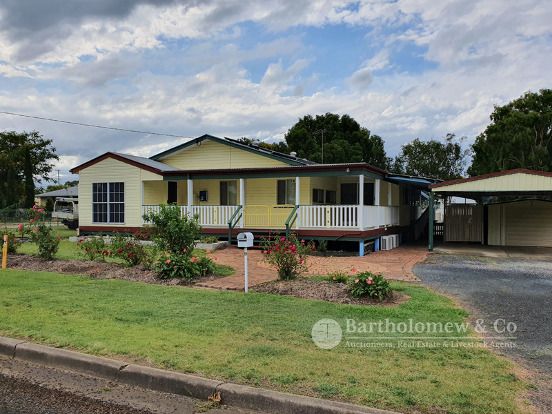 Real Estate For Sale 25 Hall Street Peak Crossing , QLD