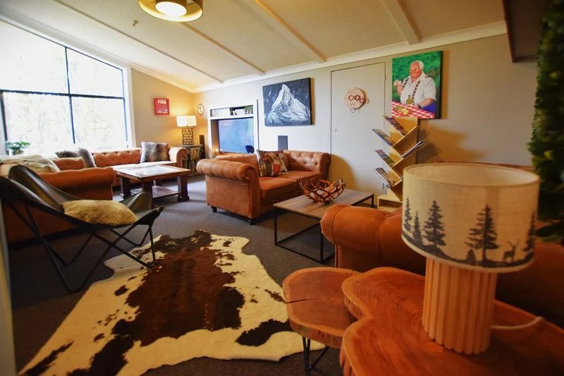 Manenti Quinlan & Associates Motel For Sale, SKI LODGE FOR SALE