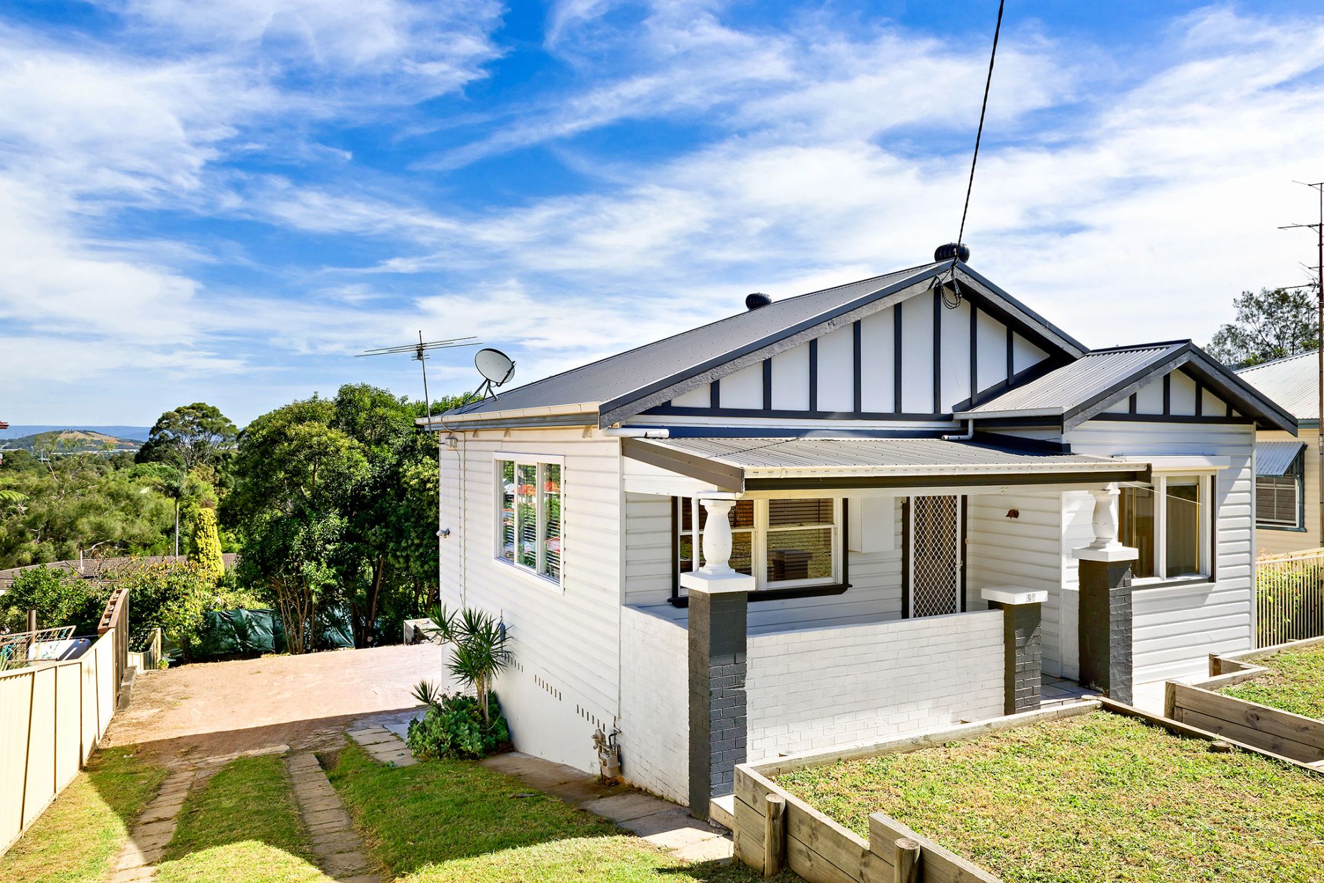 Real Estate For Sale 27 Mount Keira Road West Wollongong , NSW