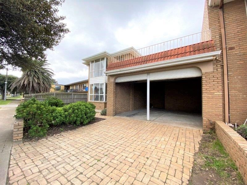 3/97 Esplanade, ALTONA Sweeney Estate Agents