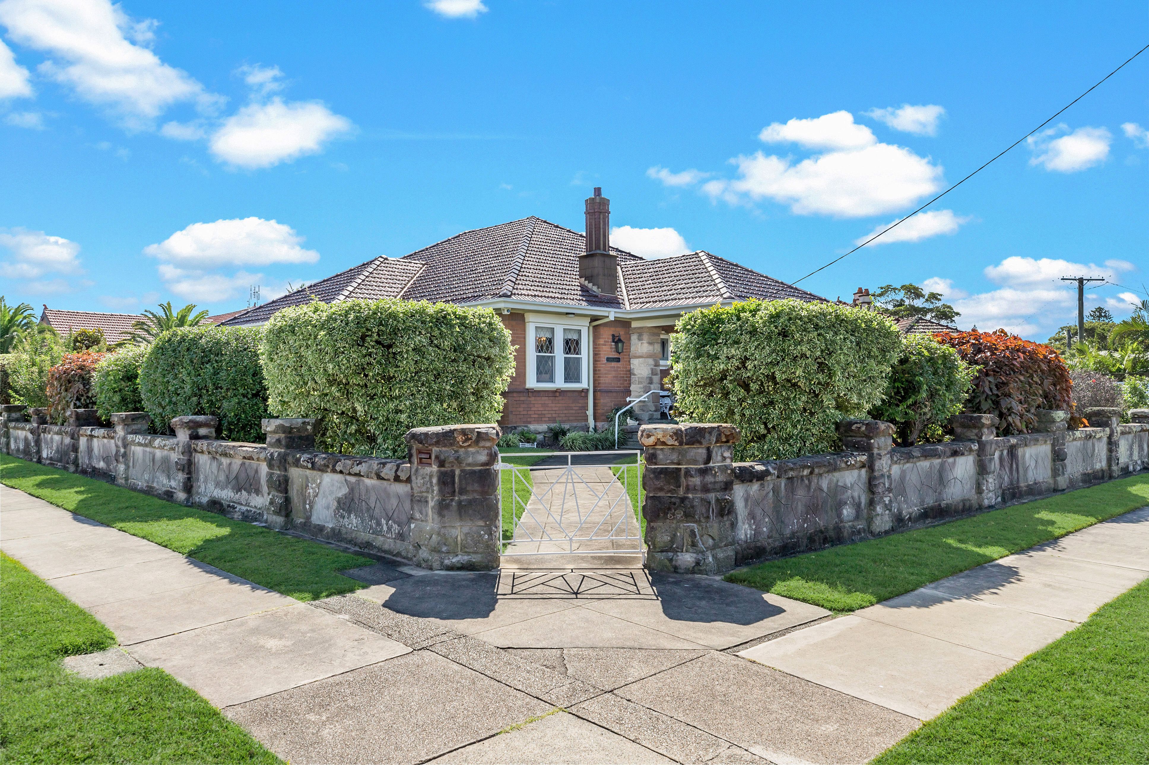 Real Estate For Sale 30 Silsoe Street Hamilton South , NSW