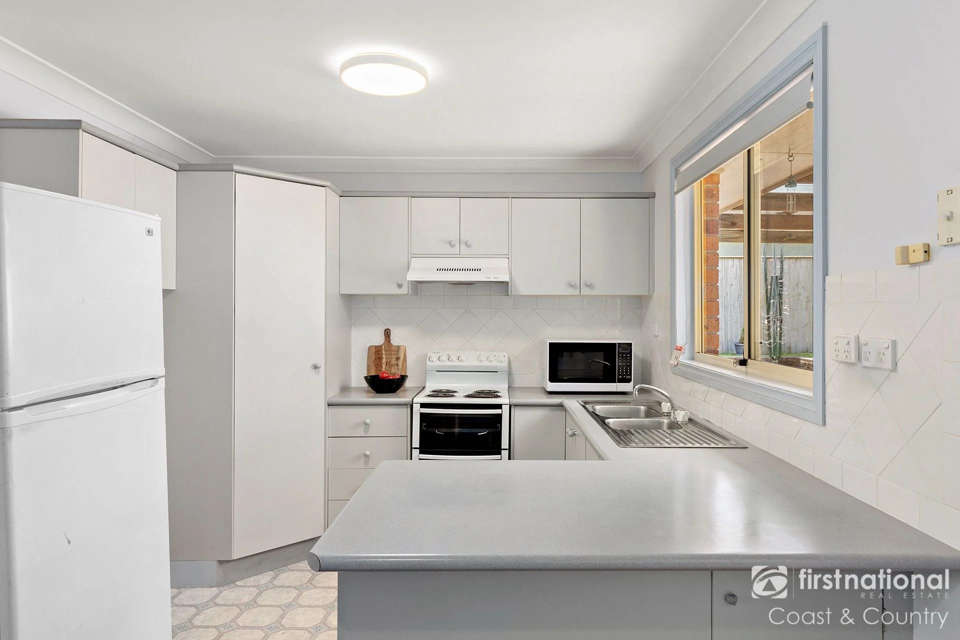 26 Shackleton Street, Shoalhaven Heads First National Coast & Country