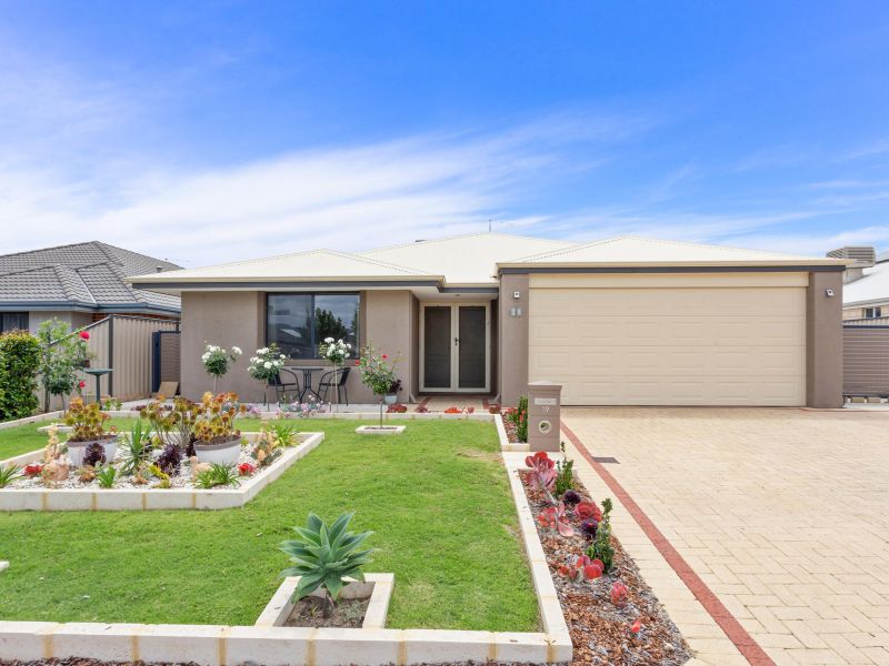 Real Estate For Sale 19 Cotswold Parade Aubin Grove , WA