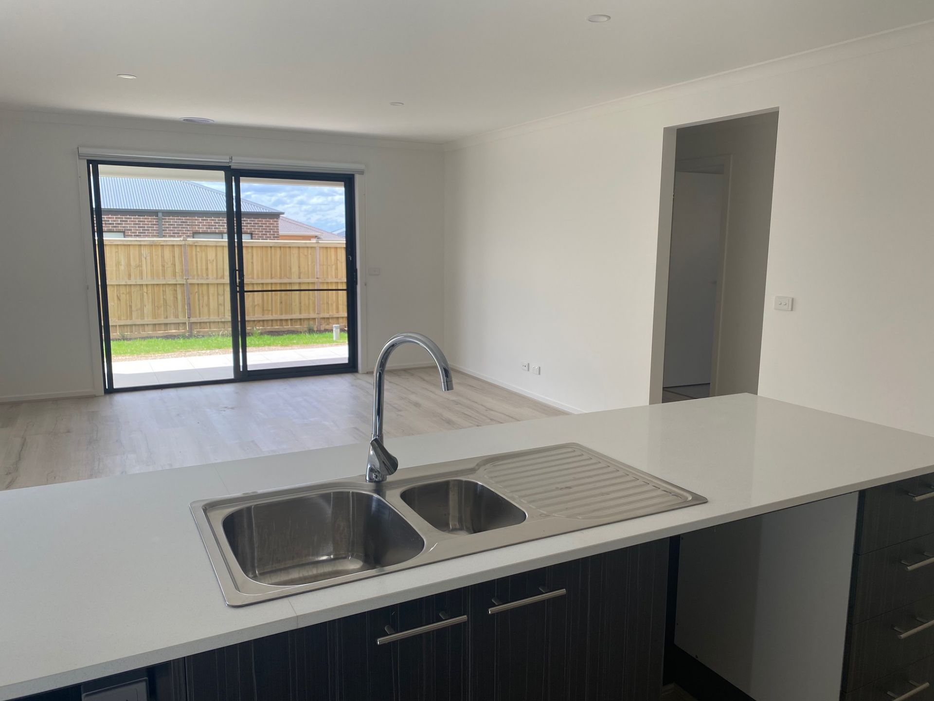 8 Carnation Drive, ROCKBANK Sweeney Estate Agents