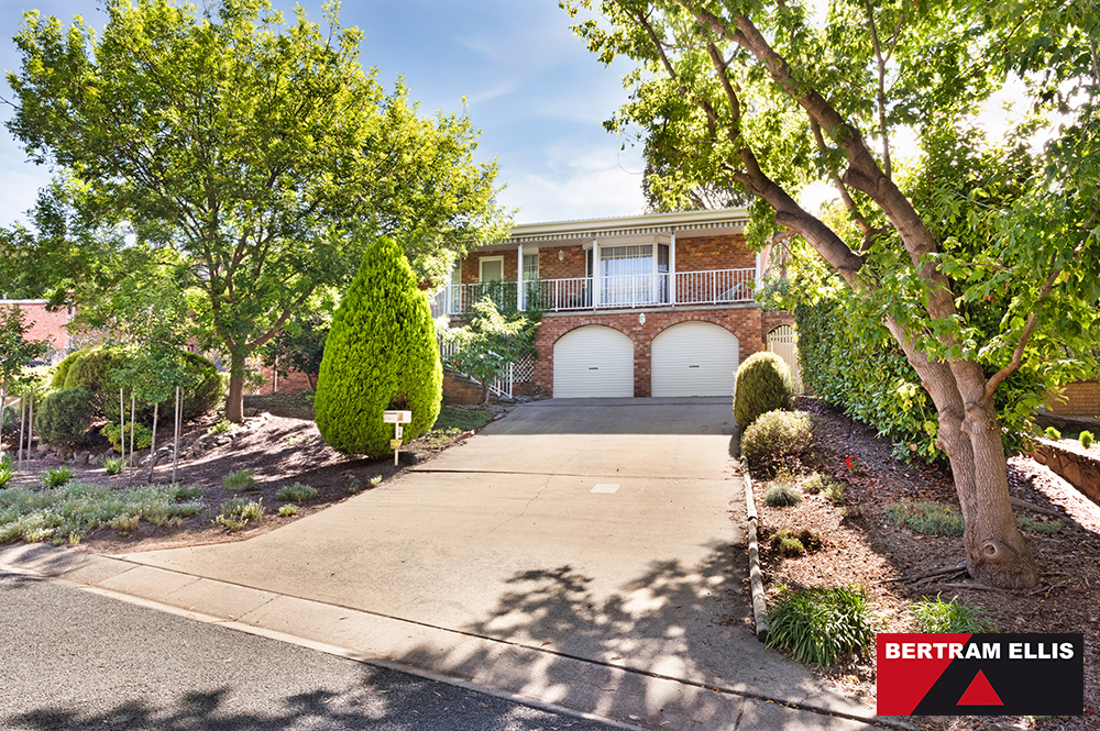 Real Estate For Lease 19 Courtice Close Fadden , ACT