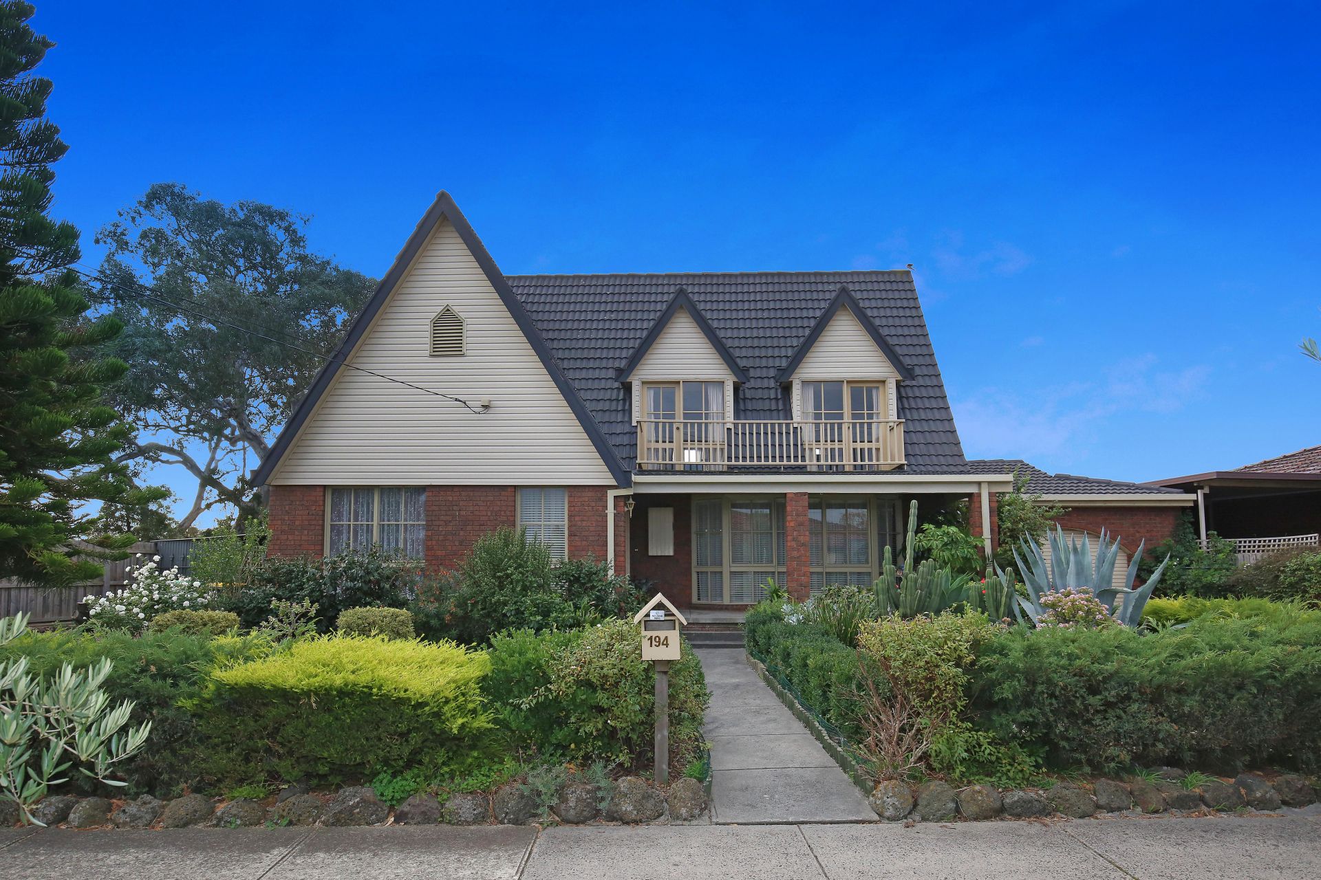 Real Estate For Sale 194 Victoria Drive Thomastown , VIC