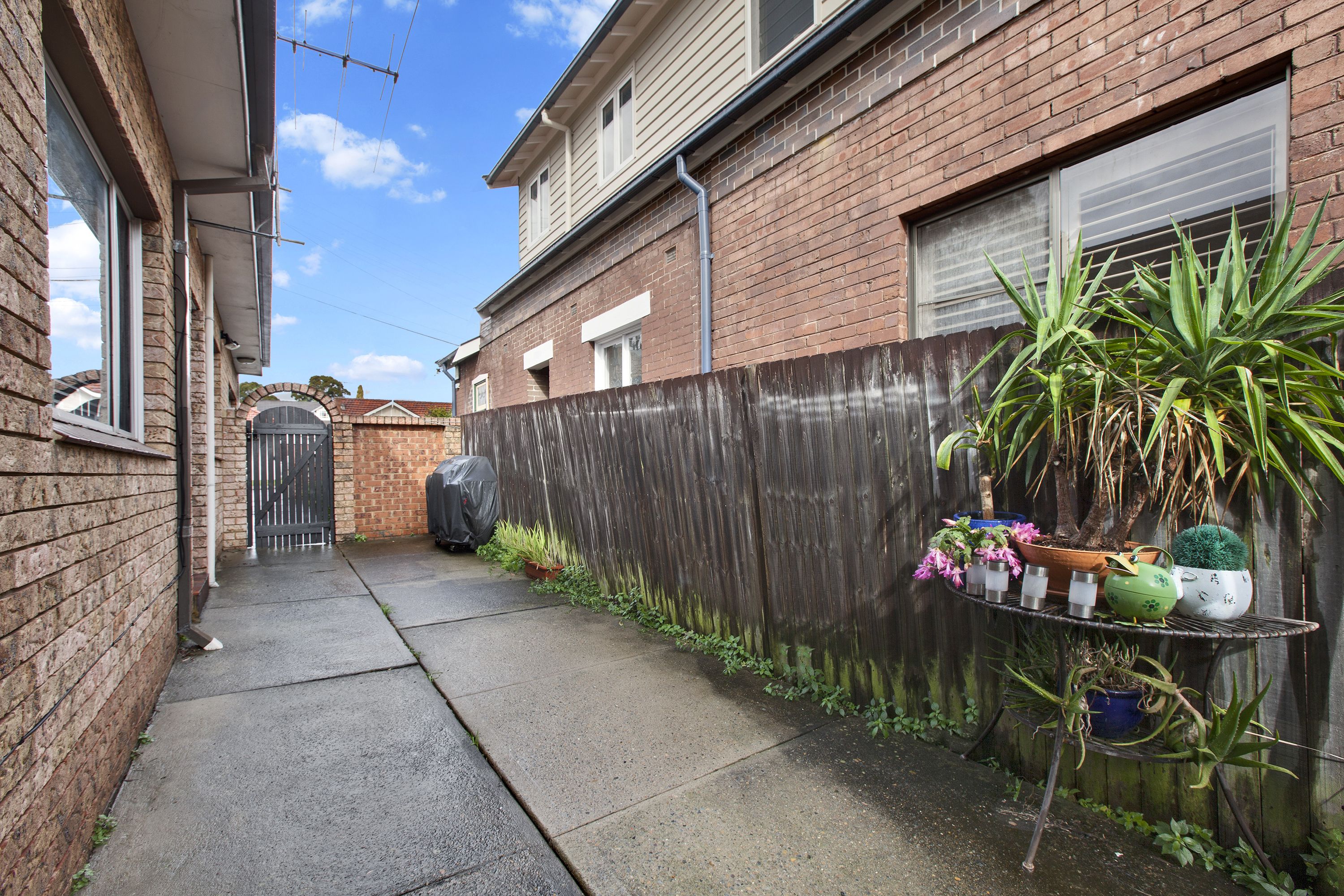 Real Estate For Lease 1/18 Tennyson Road Mortlake , NSW