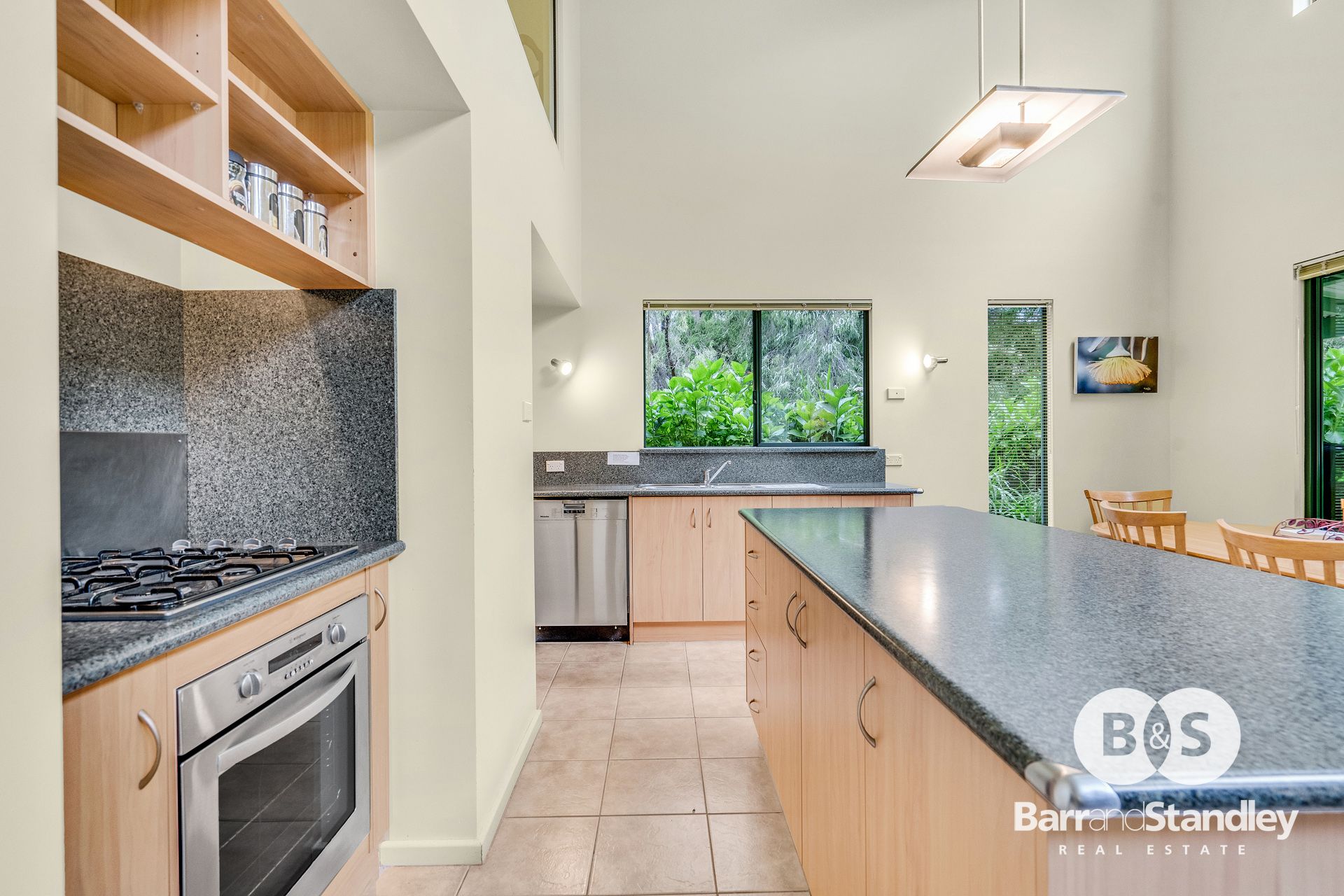 4993 South Coast Highway Bow Bridge , WA