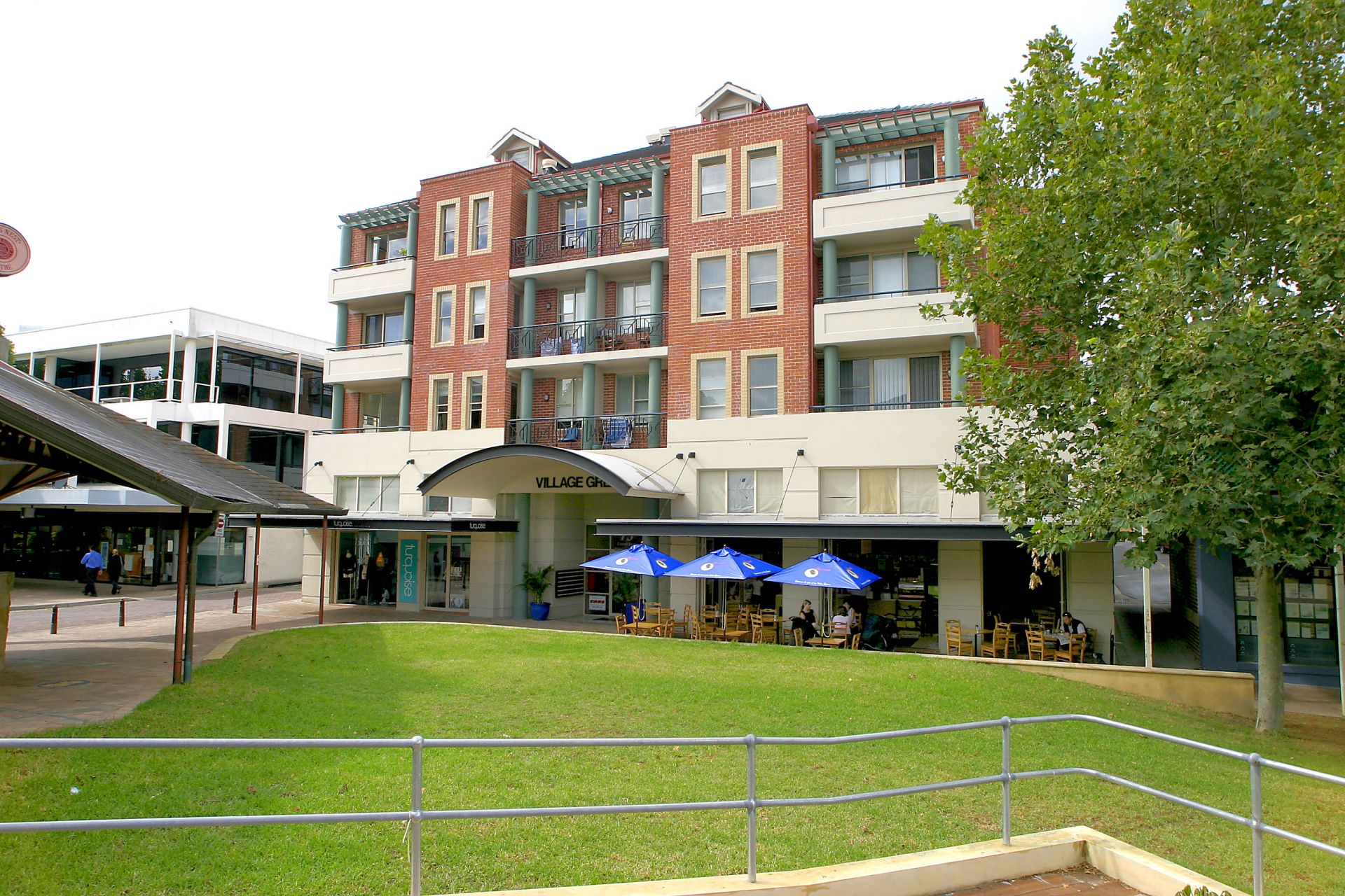 25/13 Ernest Street, Crows Nest Morton