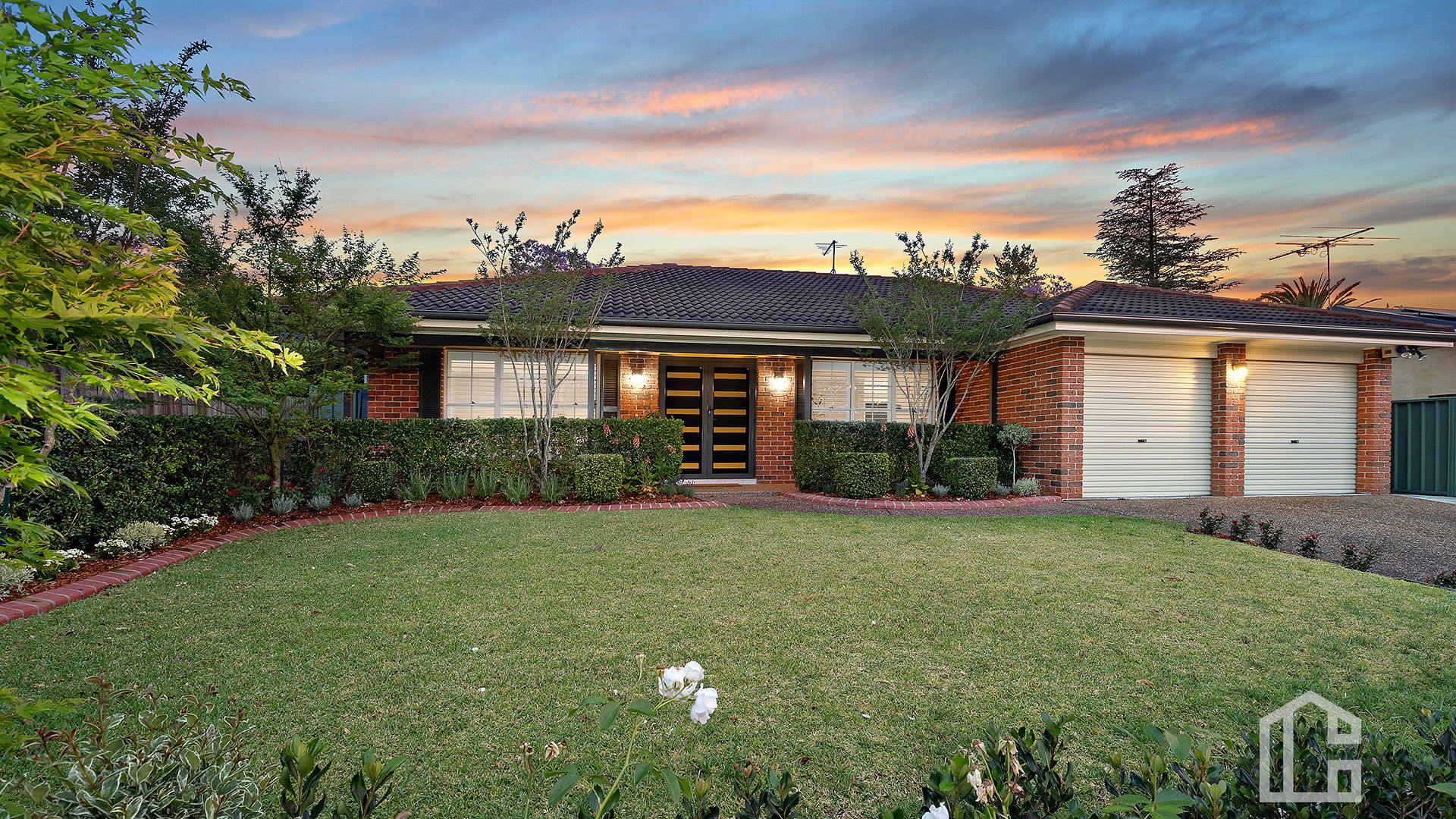 16 Brookdale Terrace, Glenbrook Chapman Real Estate