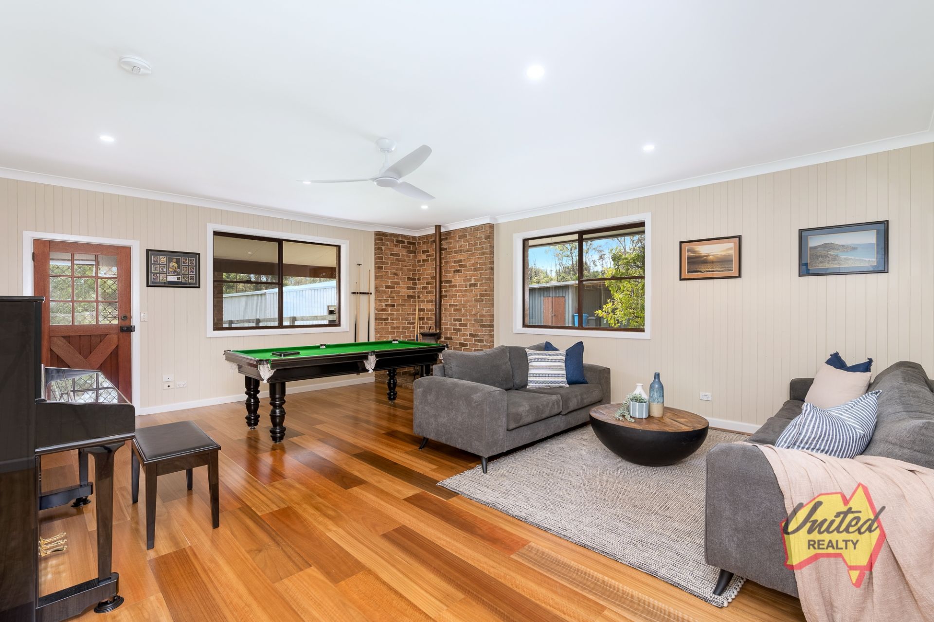 45 Dairy Road, The Oaks United Realty