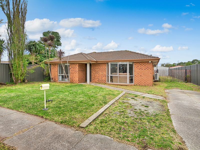 22 Strafford Avenue, Cranbourne OBrien Real Estate