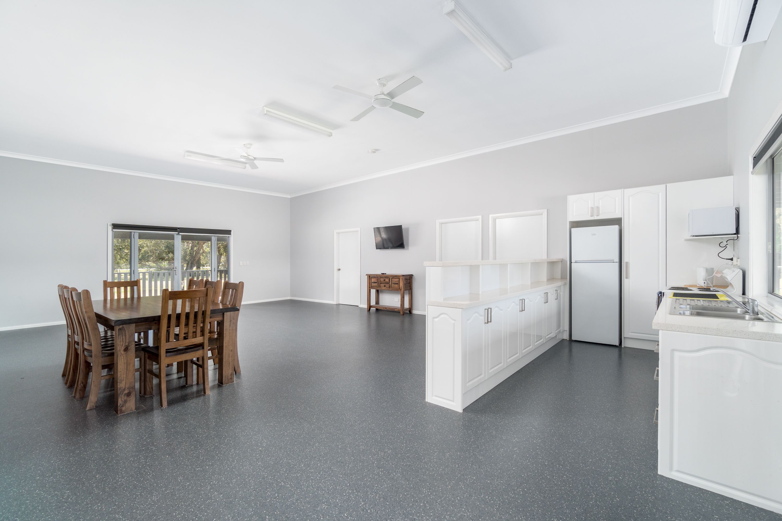 Real Estate For Sale 567 Cabbage Tree Road Williamtown , NSW