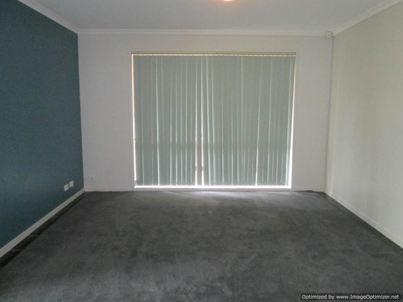 19 MacNeil Drive, ALTONA MEADOWS Sweeney Estate Agents