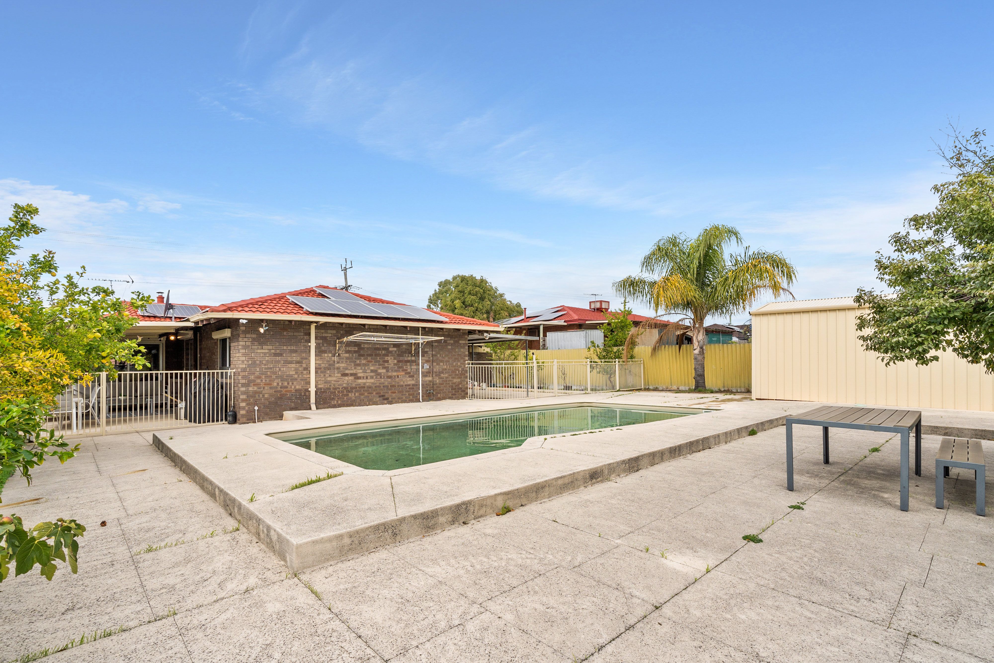 Real Estate For Sale 129 Hume Road Thornlie , WA