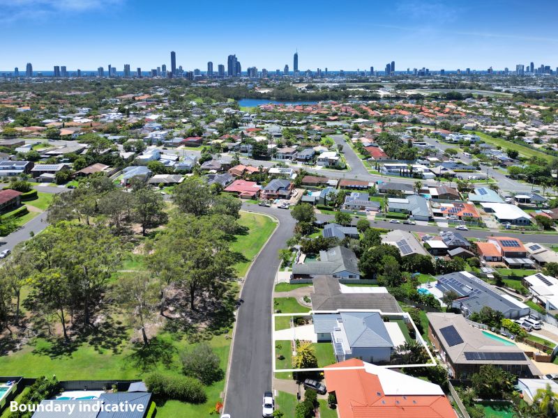 Real Estate For Sale 19 Chartwell Drive Benowa , QLD