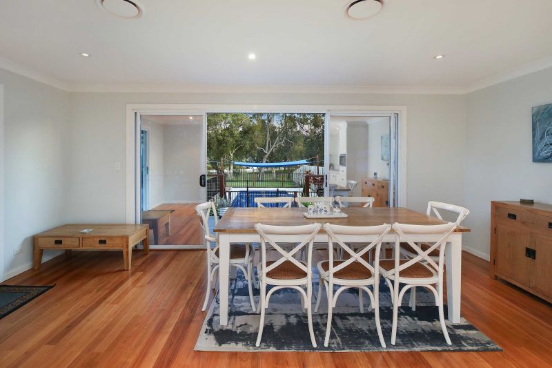 Real Estate For Sale 82 Geoffrey Road Chittaway Point , NSW