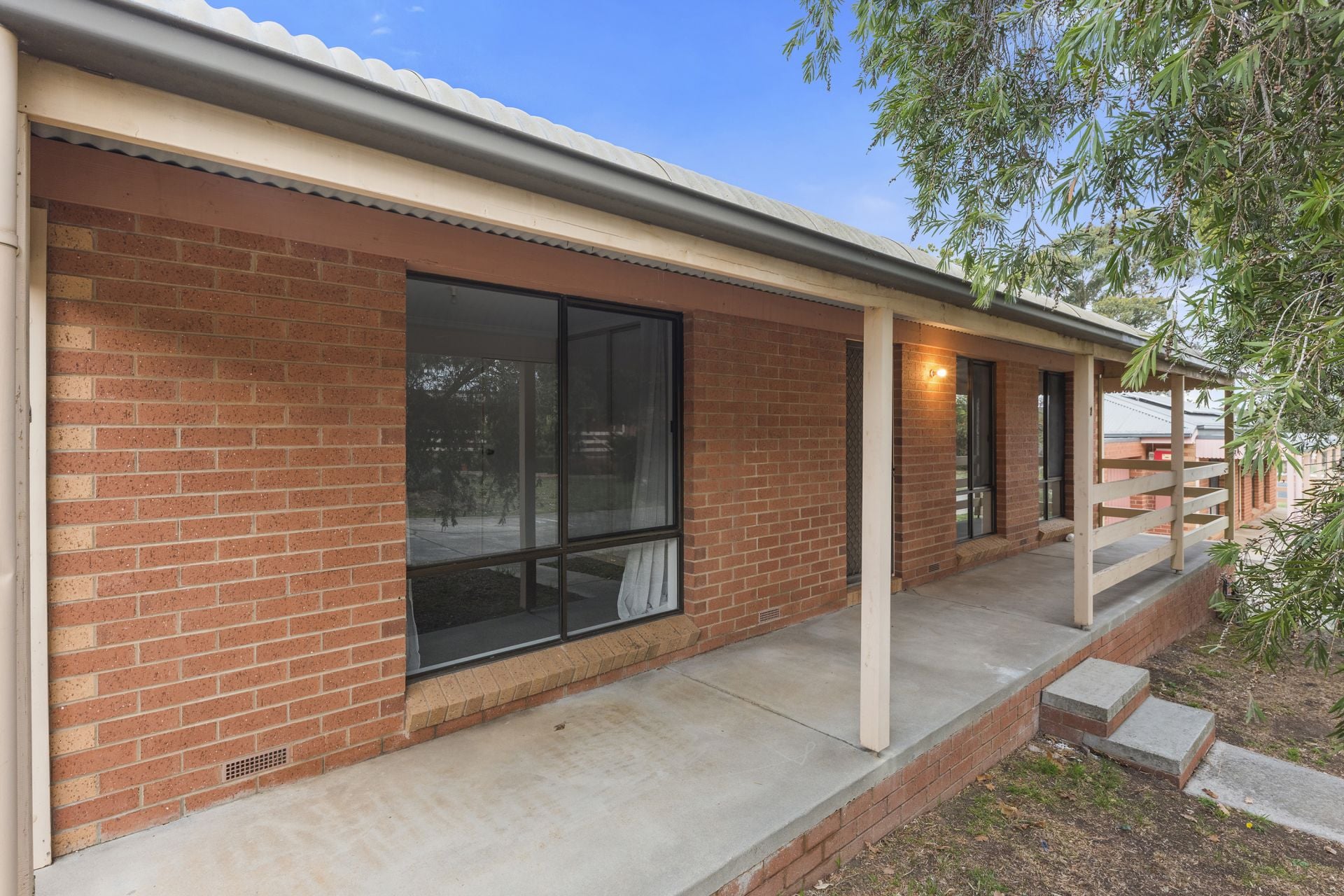 2/23 Osborne Street, Flora Hill DCK Real Estate