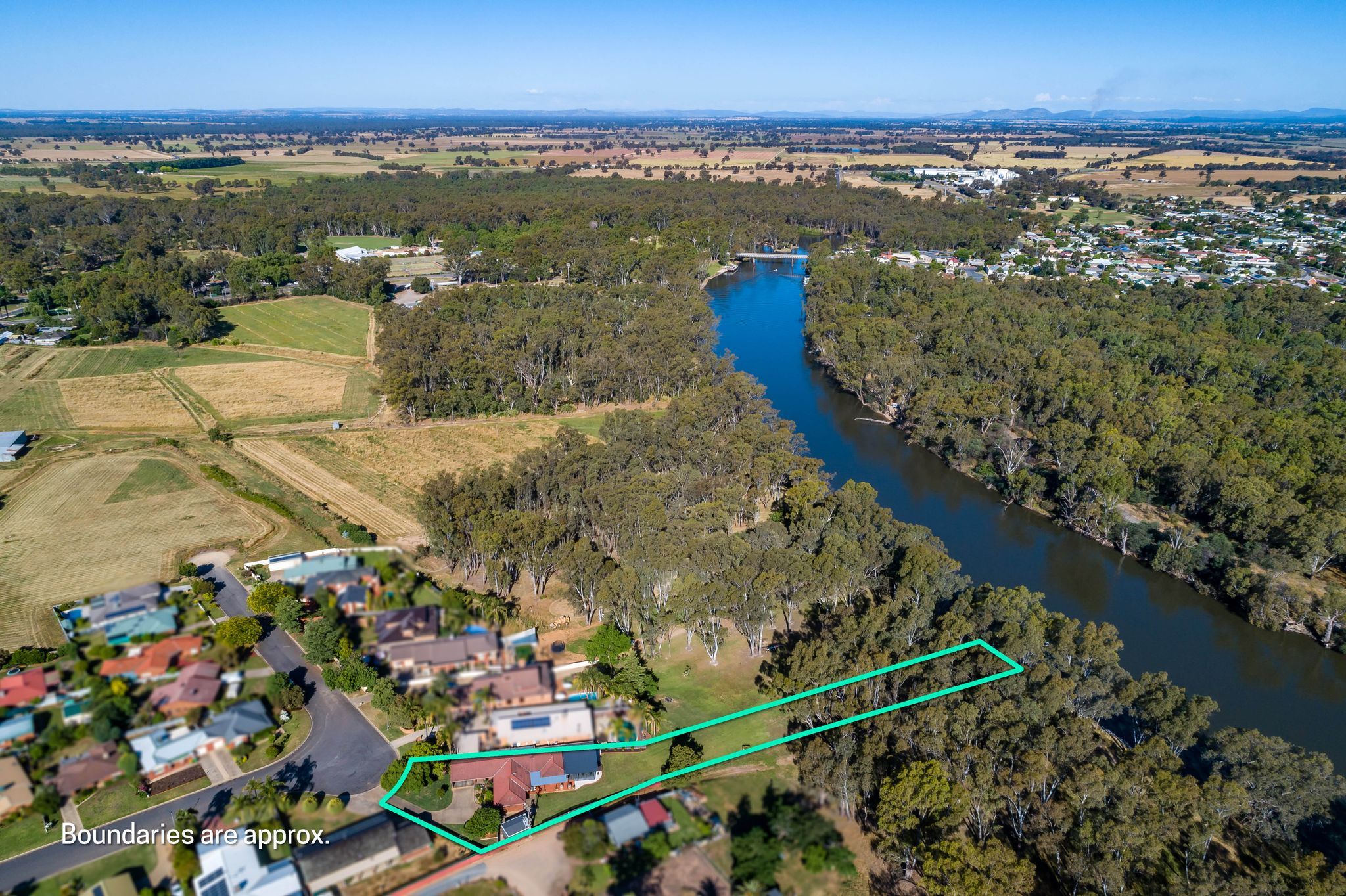 Real Estate For Sale 40 Banksia Drive Corowa , NSW