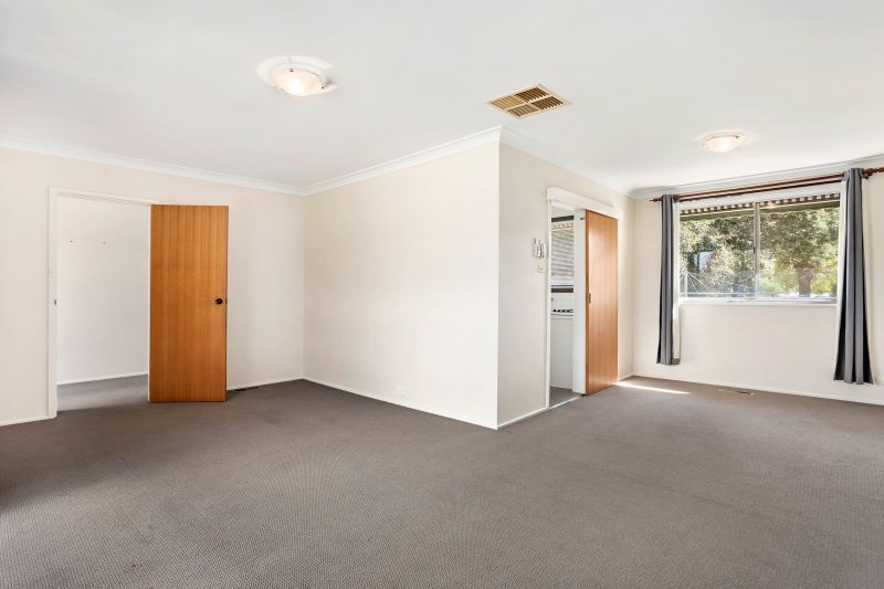 Real Estate For Lease 42 Kirkland Circuit Macgregor , ACT