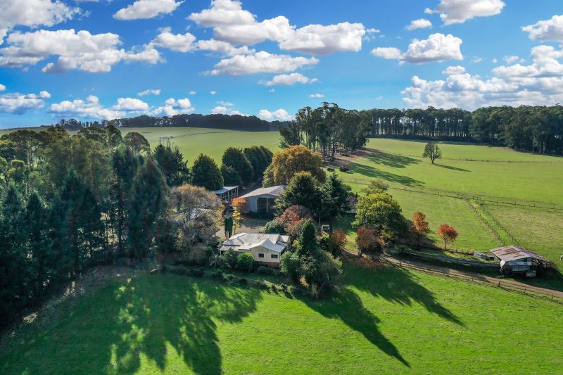 Real Estate For Sale 41 CUMMINS CREEK Road Kinglake Central , VIC