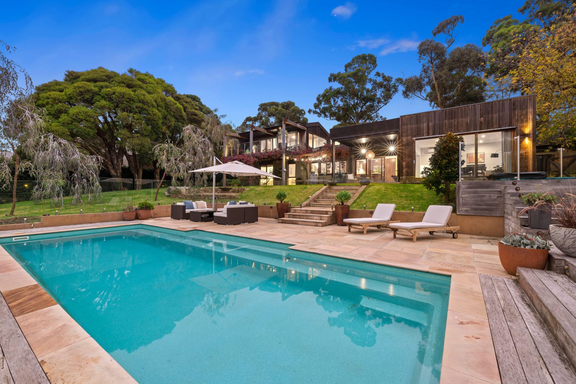 21 Caraar Creek Lane, MORNINGTON McEwing & Partners