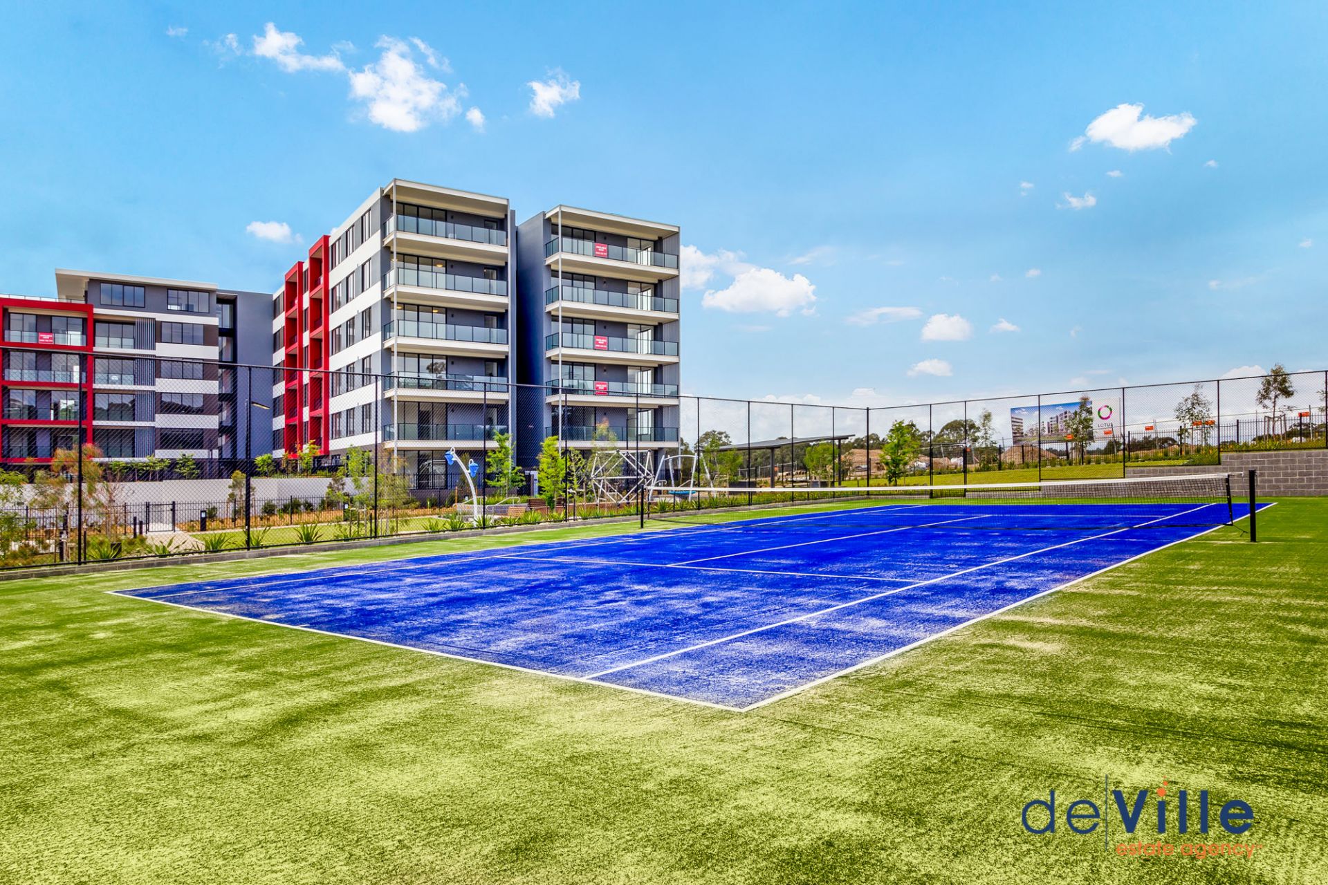 Level 4/413/8 Roland Street, Rouse Hill deVille Estate Agency