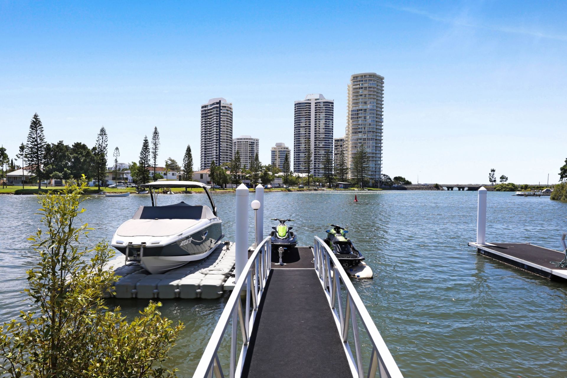 Real Estate For Sale 4/42 Margaroola Avenue Biggera Waters , QLD