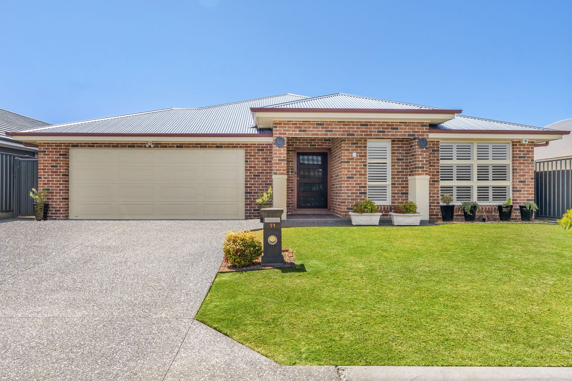Real Estate For Sale 11 Bayview Avenue Haywards Bay , NSW