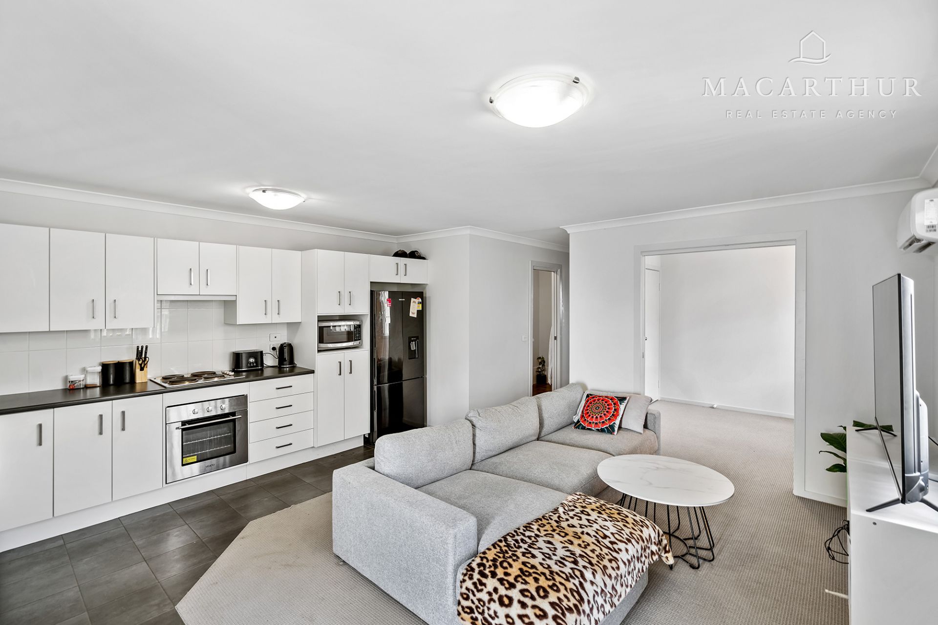 5 & 5A Hazelwood Drive, Forest Hill Macarthur Real Estate Agency