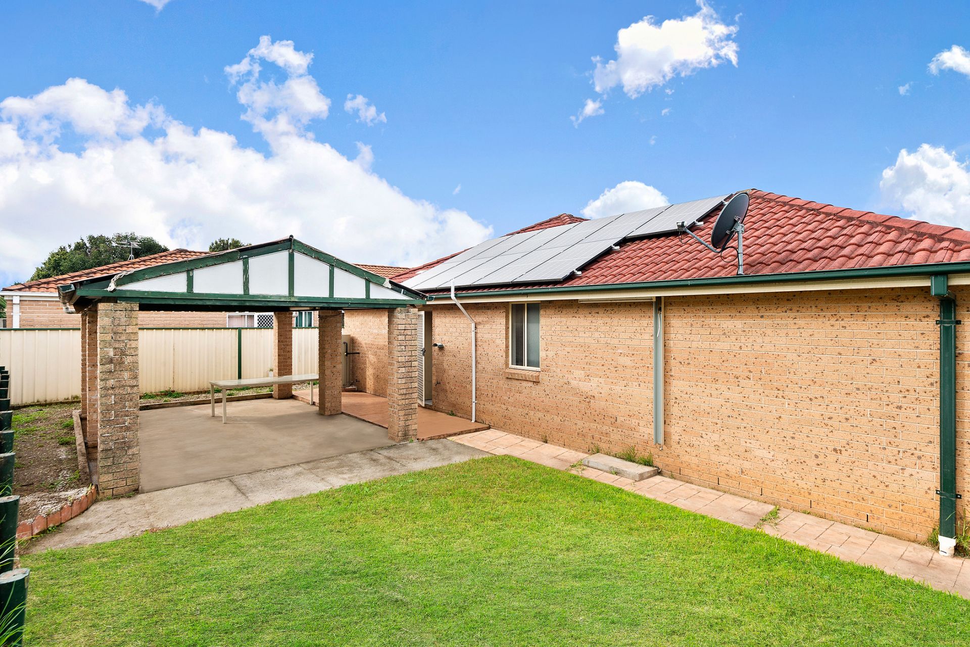 Real Estate For Sale 6 Quinion Place Ambarvale , NSW
