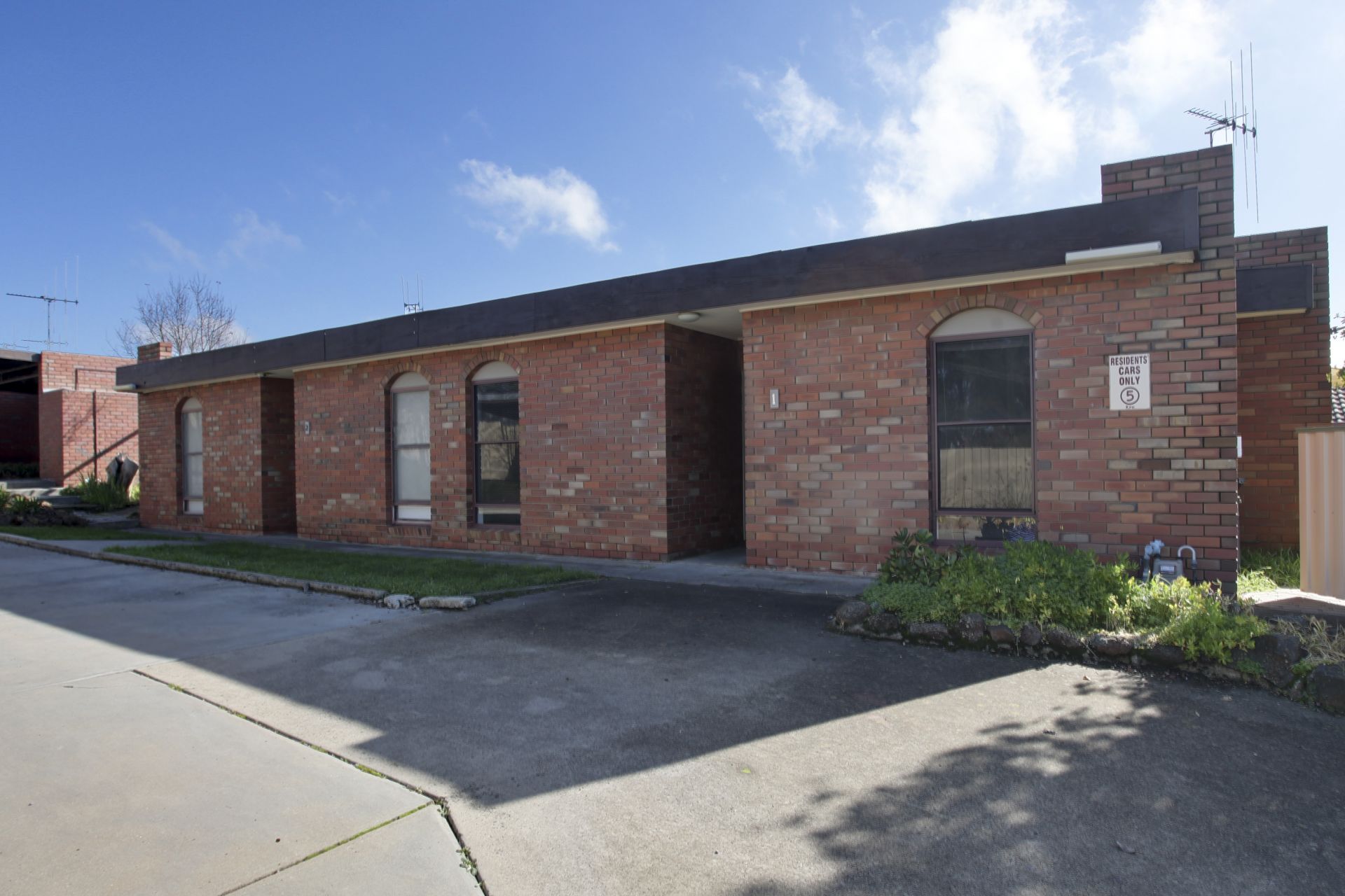 1/23 Moran Street, Bendigo DCK Real Estate