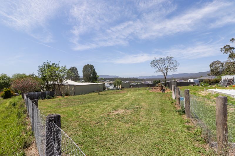 Real Estate For Sale 7 Walmsley Street Millfield , NSW