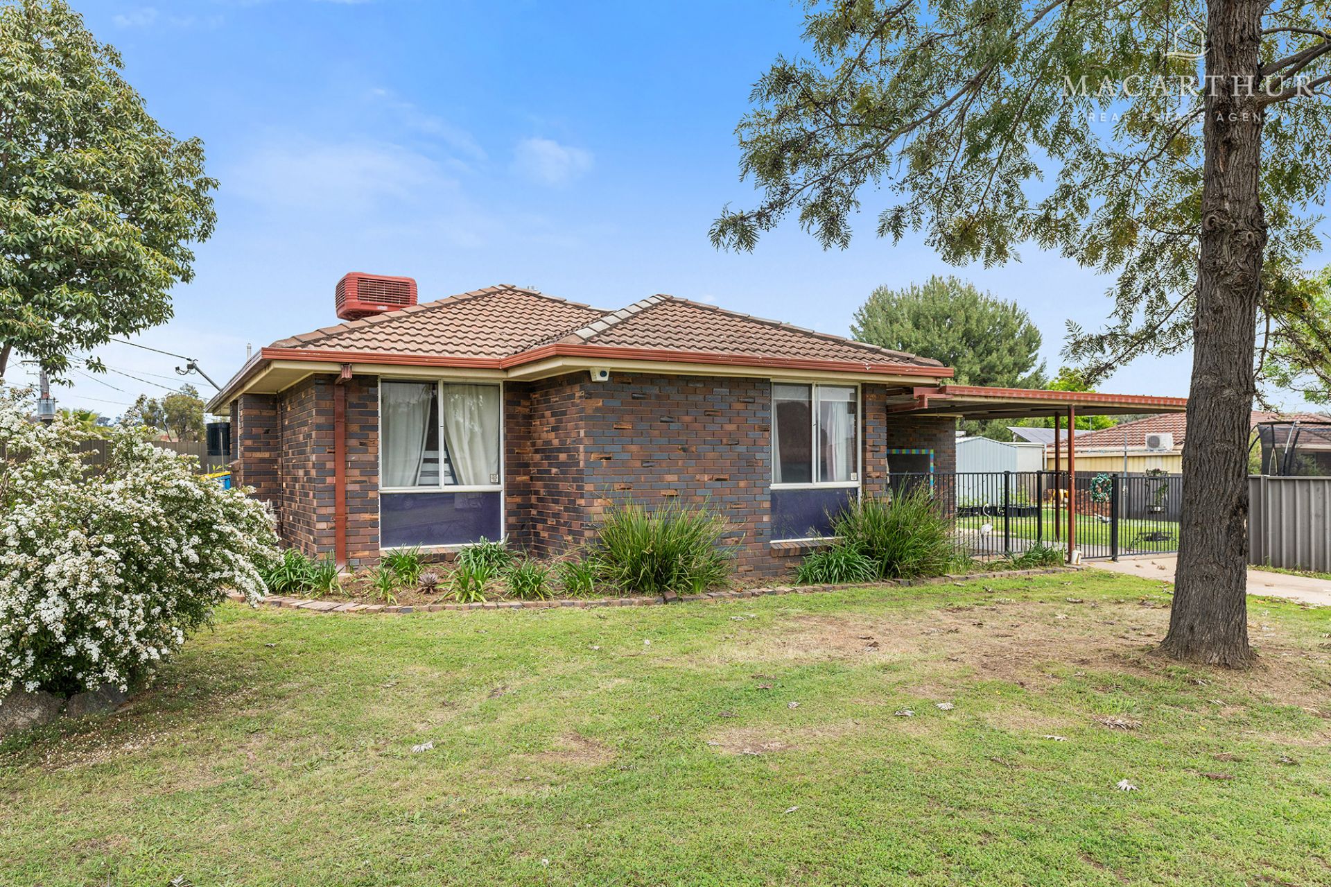 14 Crisp Drive, Ashmont Macarthur Real Estate Agency