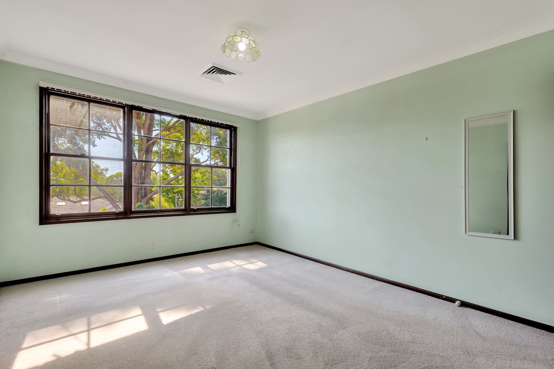 Real Estate For Lease 7 Bonnefin Place Castle Hill , NSW
