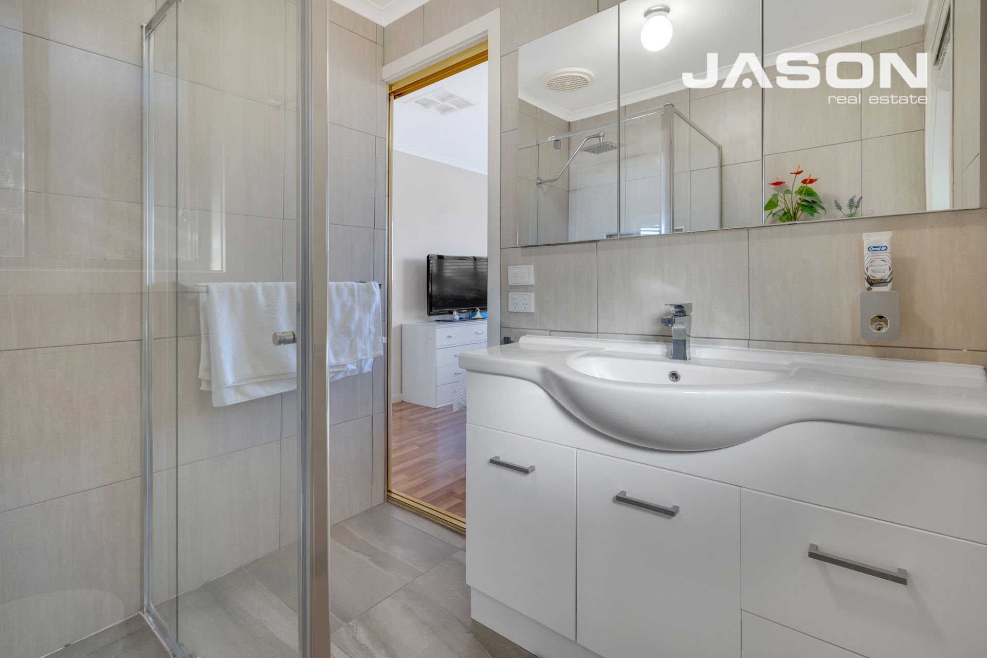 12 Leslie Court, Hillside Jason Real Estate