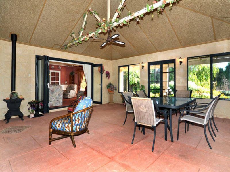 Real Estate For Sale 24 Slattery Way Dardanup West , WA