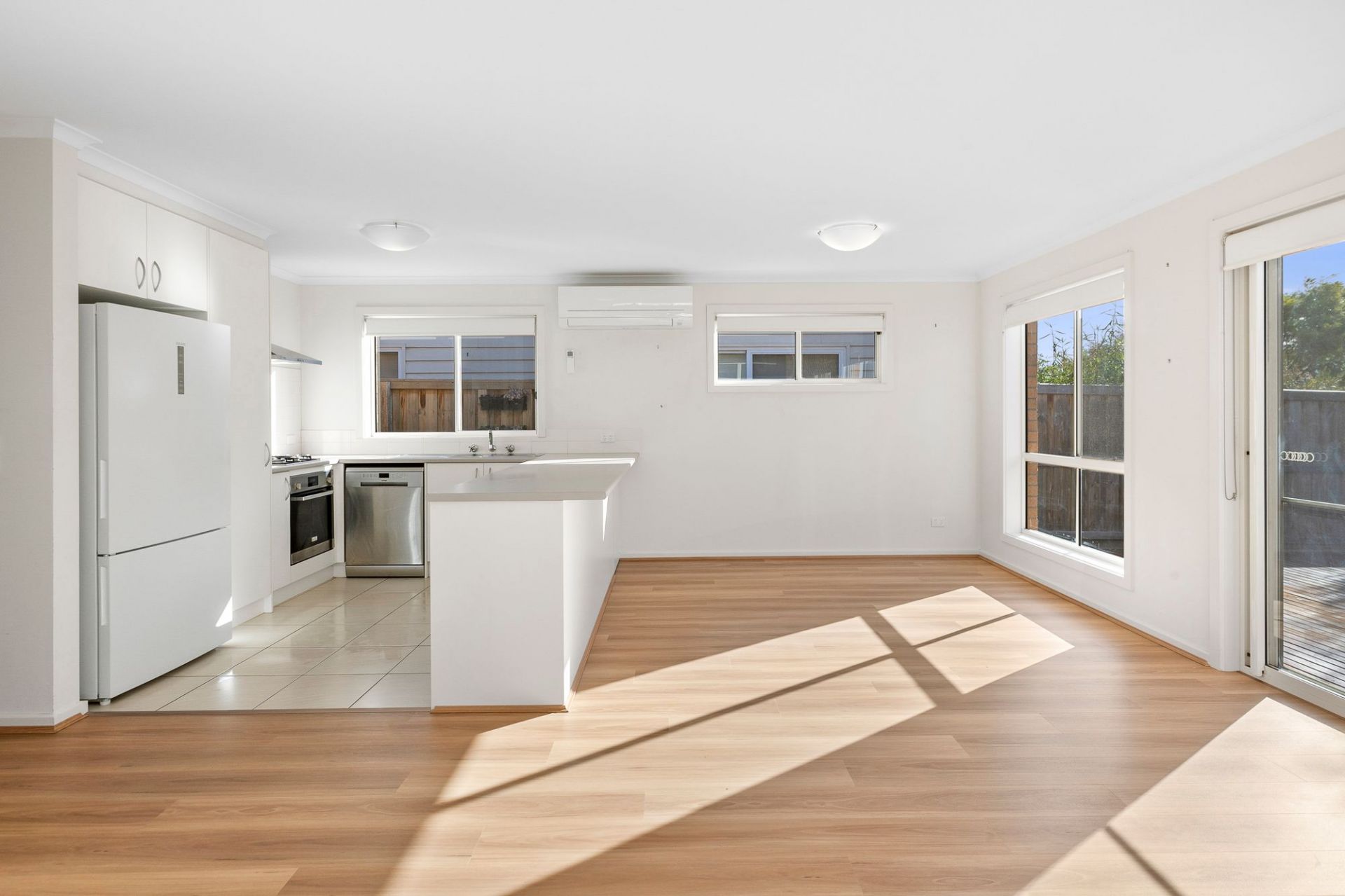 Real Estate For Sale 1/77 Seabank Drive Barwon Heads , VIC