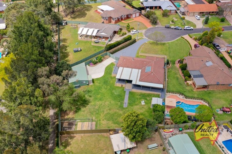 2 Marsh Place, The Oaks United Realty