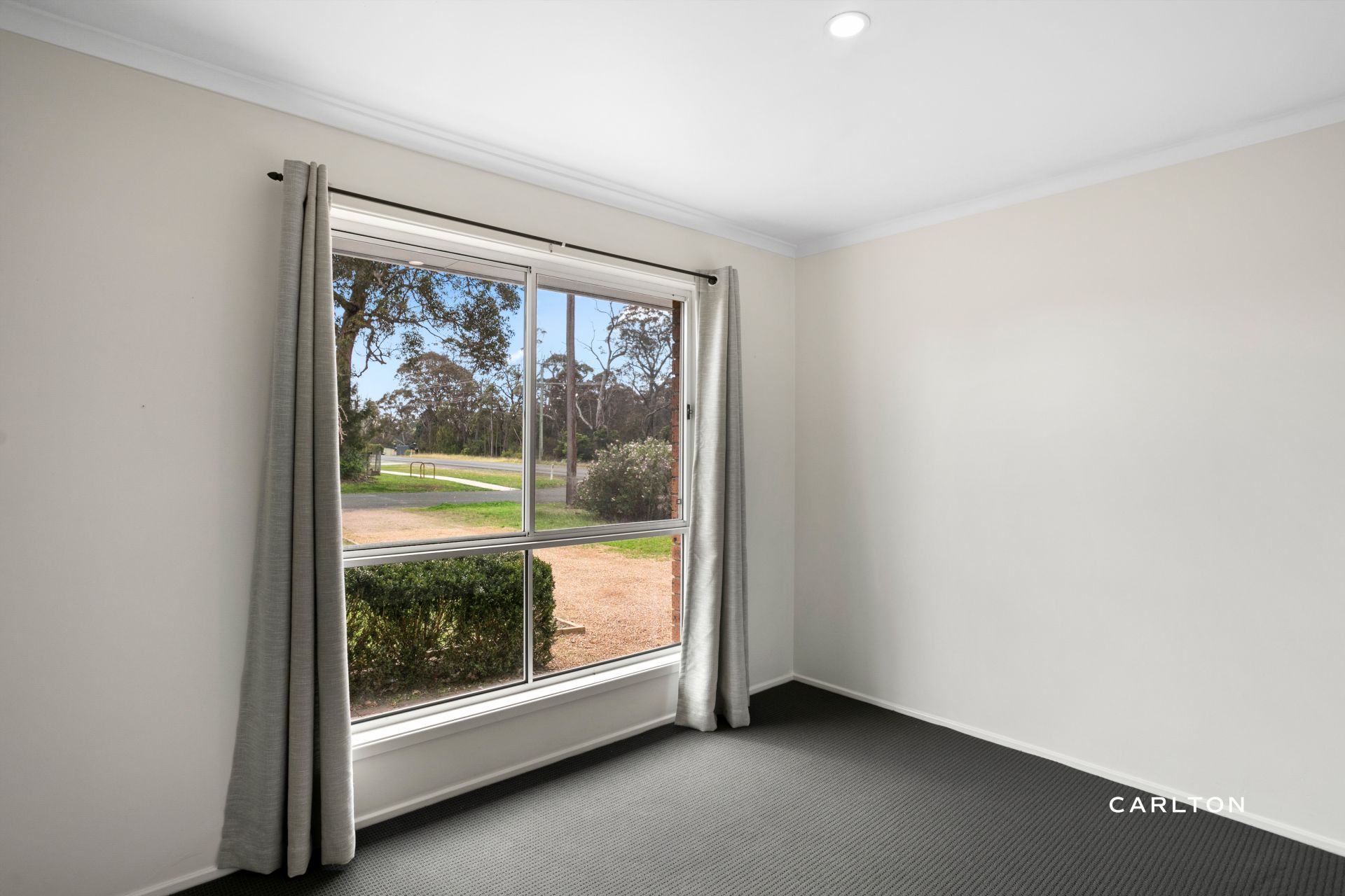 20 Old Hume Highway, Yerrinbool Carlton Real Estate