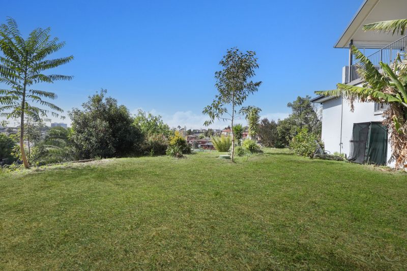 Real Estate For Sale 168 Shearwater Drive Lake Heights , NSW