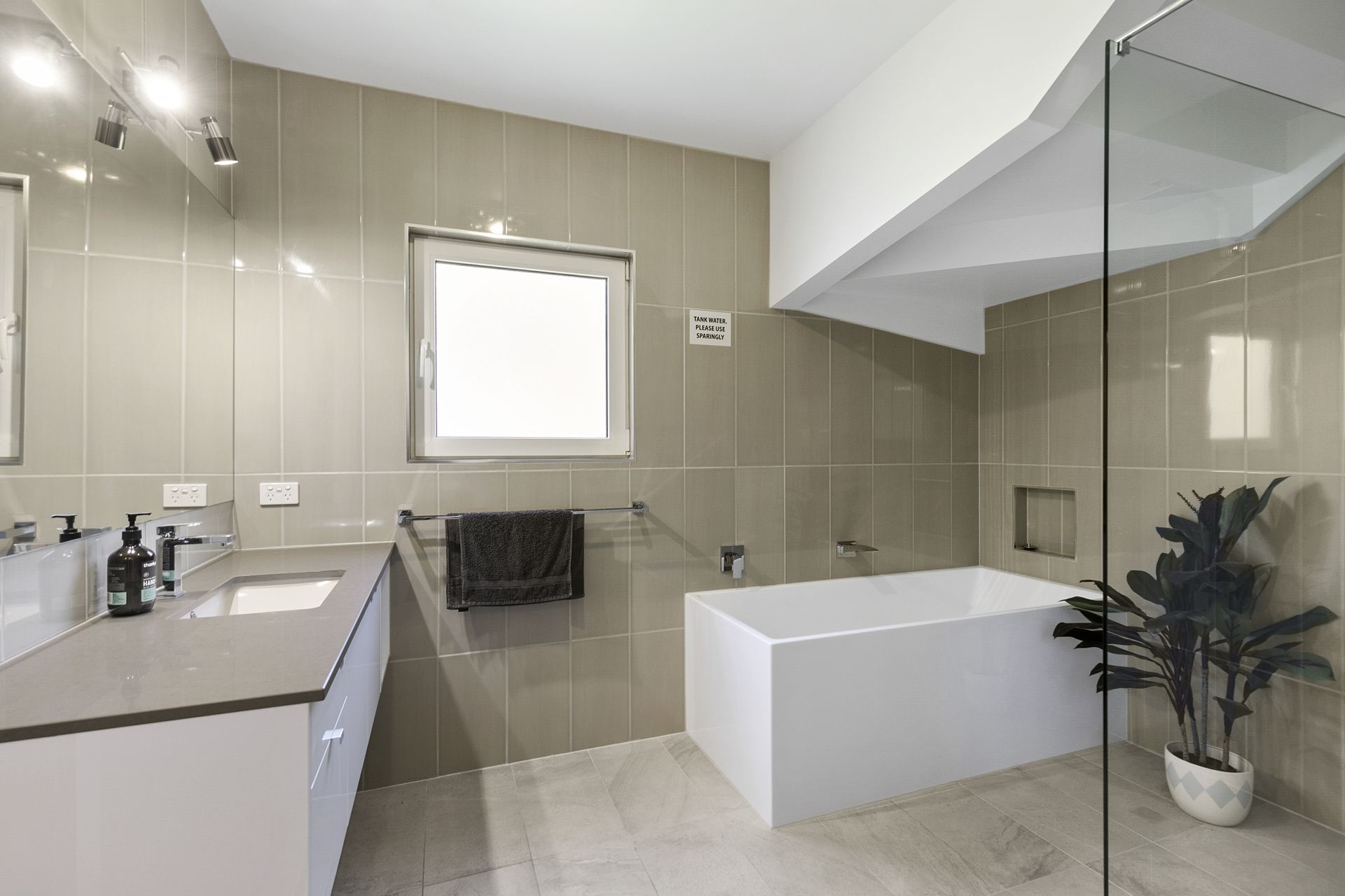 Real Estate For Sale 19 Sarsfield Street Separation Creek , VIC