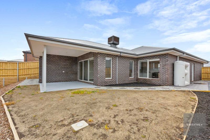 40 McLachlan Street, Bacchus Marsh Sweeney Estate Agents