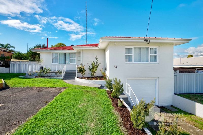 Real Estate For Sale 54 Hoylake Avenue South Bunbury , WA