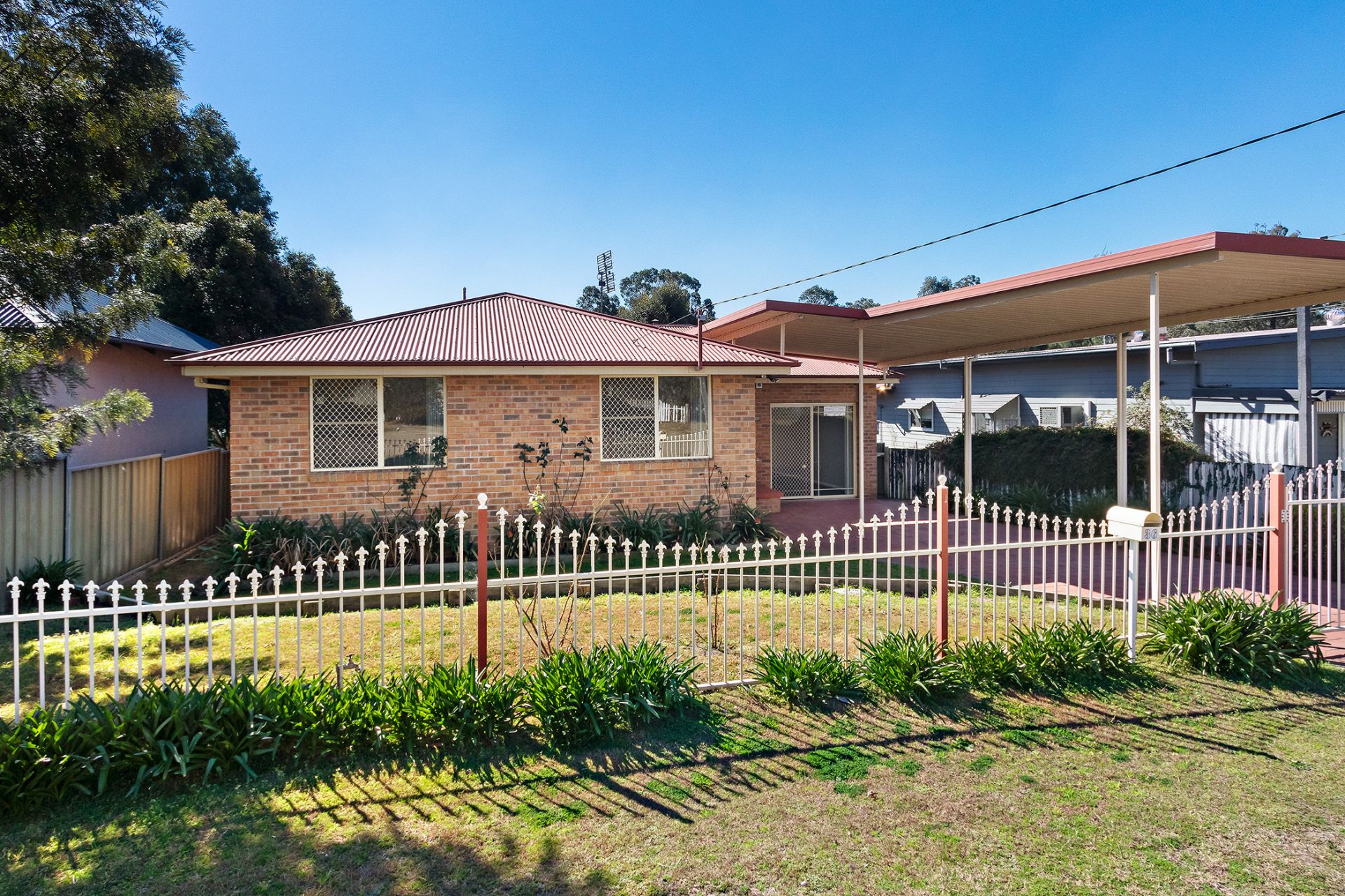 Real Estate For Lease 36 Alexander Street Ellalong , NSW